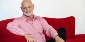 Hasselbeck-photo-sofa copy